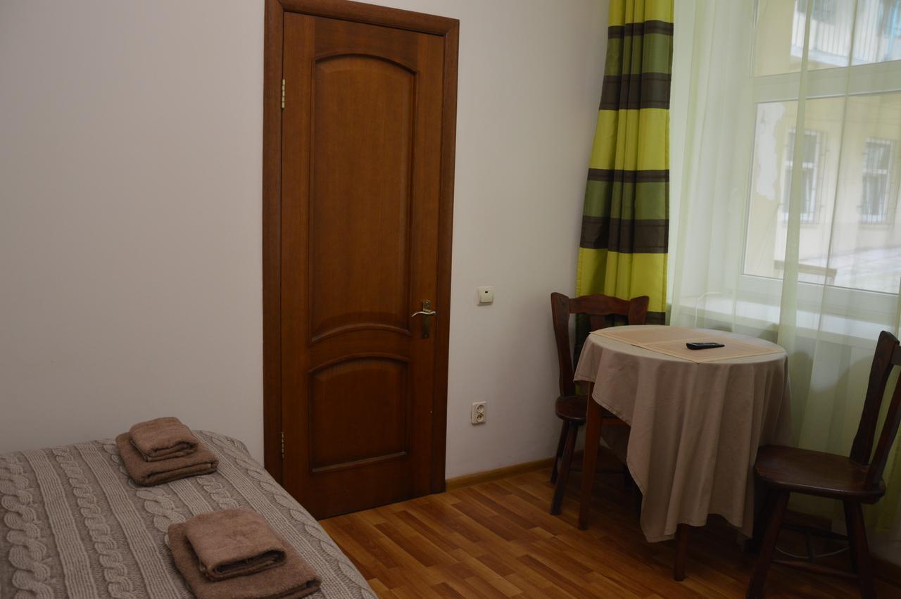 Cozy Apartment In The Center Of Lviv Buitenkant foto